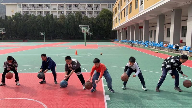制造业企业如何选择合适的培训平台？**