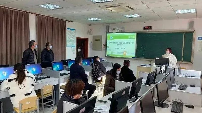 叉车培训学校：零基础也能开启技能提升之路
