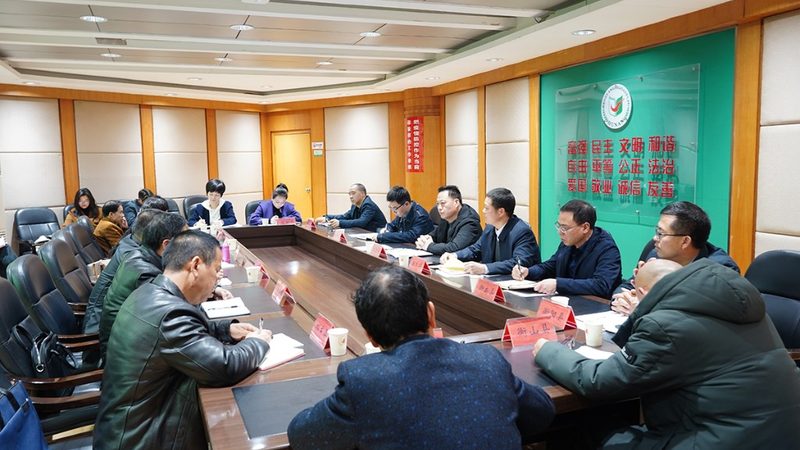 职场小白如何选择UI设计培训？优缺点全面对比